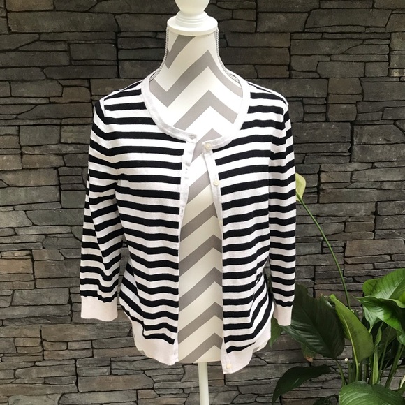 H&M Sweaters - 🎄H&M Black and White Striped Cardigan